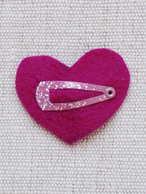 заколка на сердце