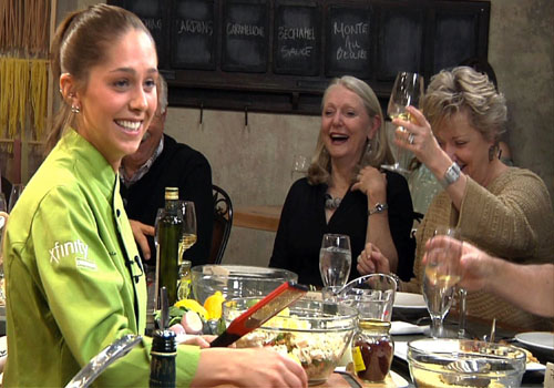 научилась готовить