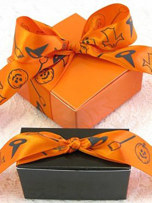 Хэллоуин: домашняя вечеринка в кругу друзей – костюмы, сюрпризы и подарки