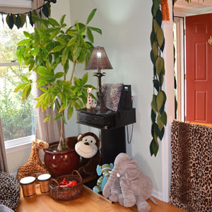 живая зелень и цветы