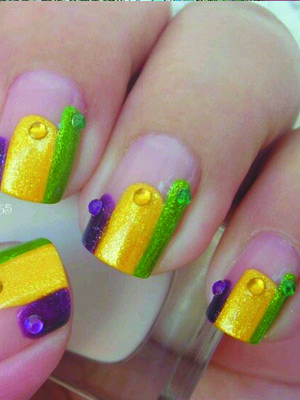 стильном маникюр