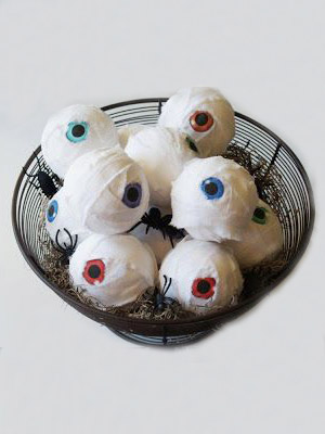 корзинки с «глазами» - конфетами