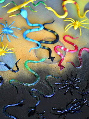 резиновые гады и пауки