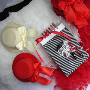 пригласительные в стиле Мулен Руж