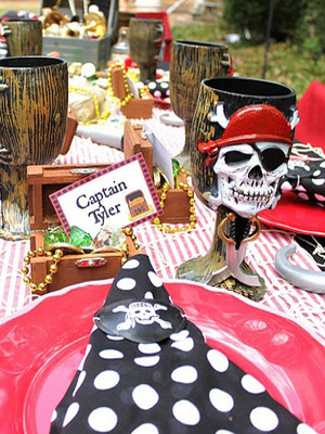 пиратский стол