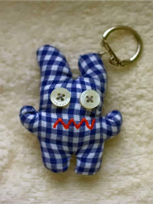 тканьевые «стильные» брелочки 