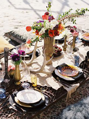 застолье на пляже 