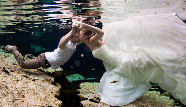 свадьба под водой