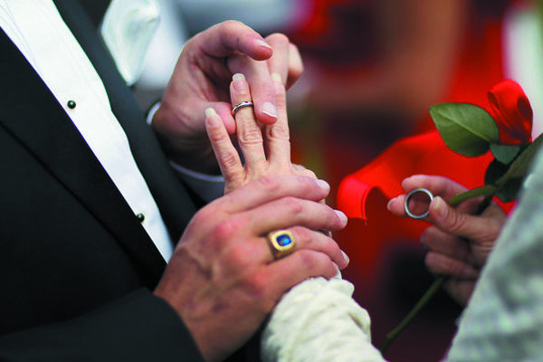 Свадьба в День святого Валентина. За и против