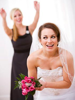 метание букета