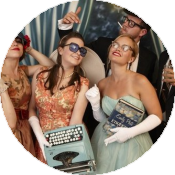 Как оригинально поздравить журналиста с Днем рождения