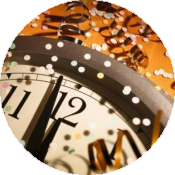 Старому году - водка, Новому – шампанское!